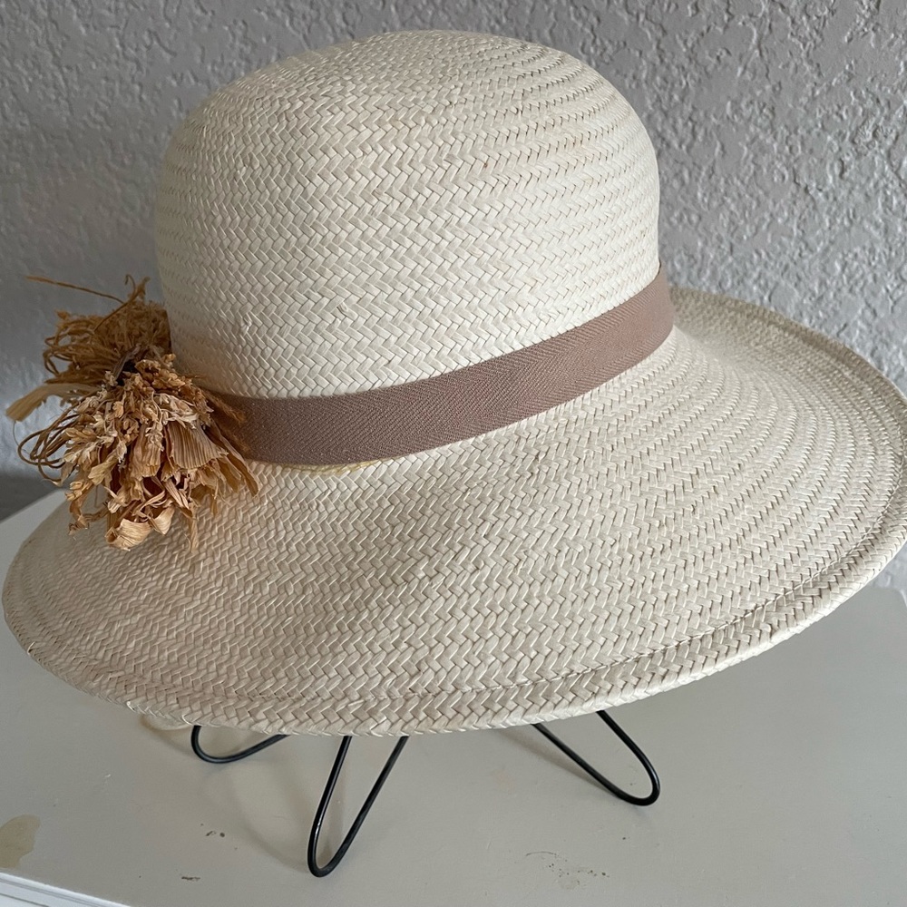 Straw hat